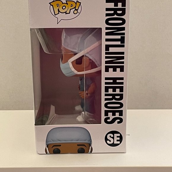 Funko Pop Frontline Heroes Dr Green Scrubs Mask - Picture 4 of 4